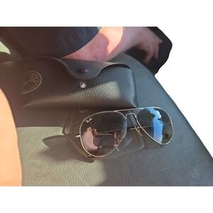 VTG Ray-Ban RB3025 Aviator Sunglasses 58mm Metal Frame w/ Original Case EUC